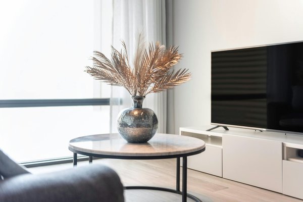 What are the best practices for baking a classic scone?